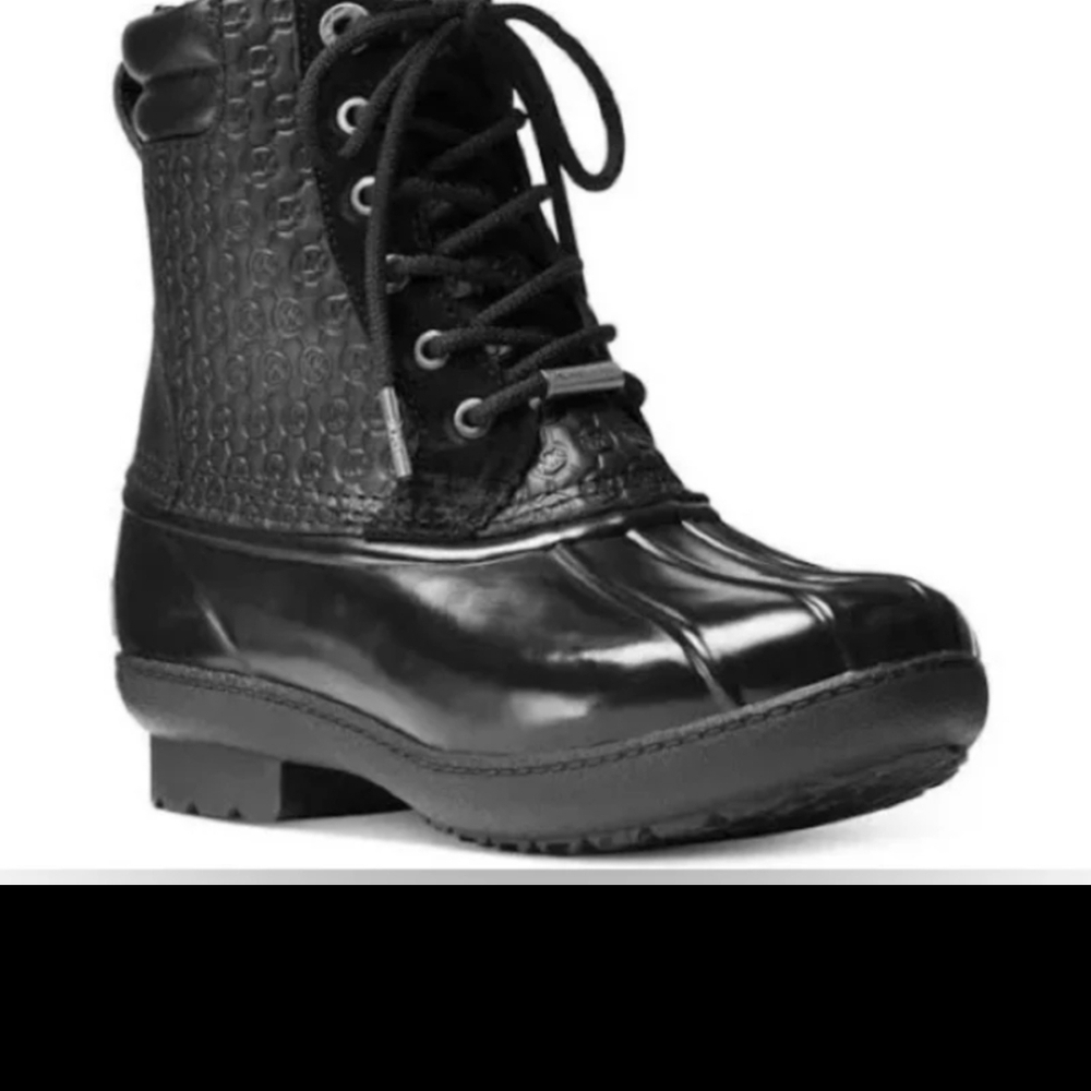 Michael Kors Black Lace-Up Winter Rain Duck Boots